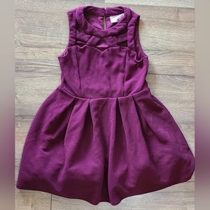 Gently Worn - BEAUTIES - Burgundy Knit Sleeveless Dress, Stretch - Lined- Size 8